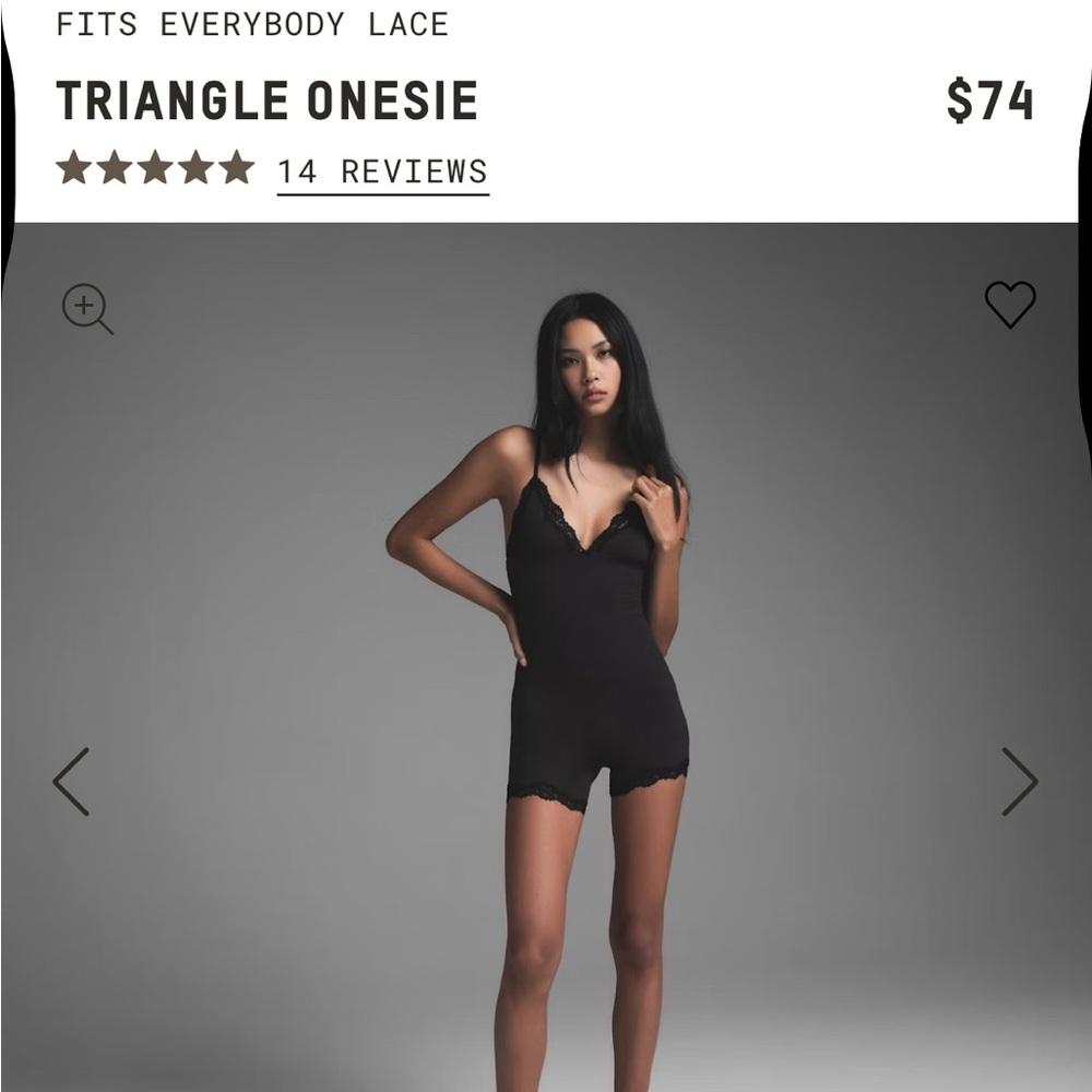 NWT—SKIMS FITS EVERYBODY LACE TRIANGLE ONESIE in ONYX ROSEBUD XL